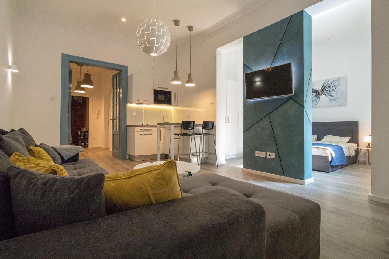 Twin Center Apartments Belgrado Esterno foto